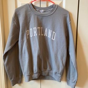 Brandy Melville Crew neck